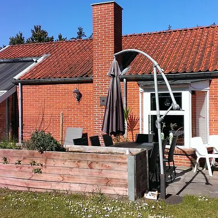 Strandvej 95a * Strandby